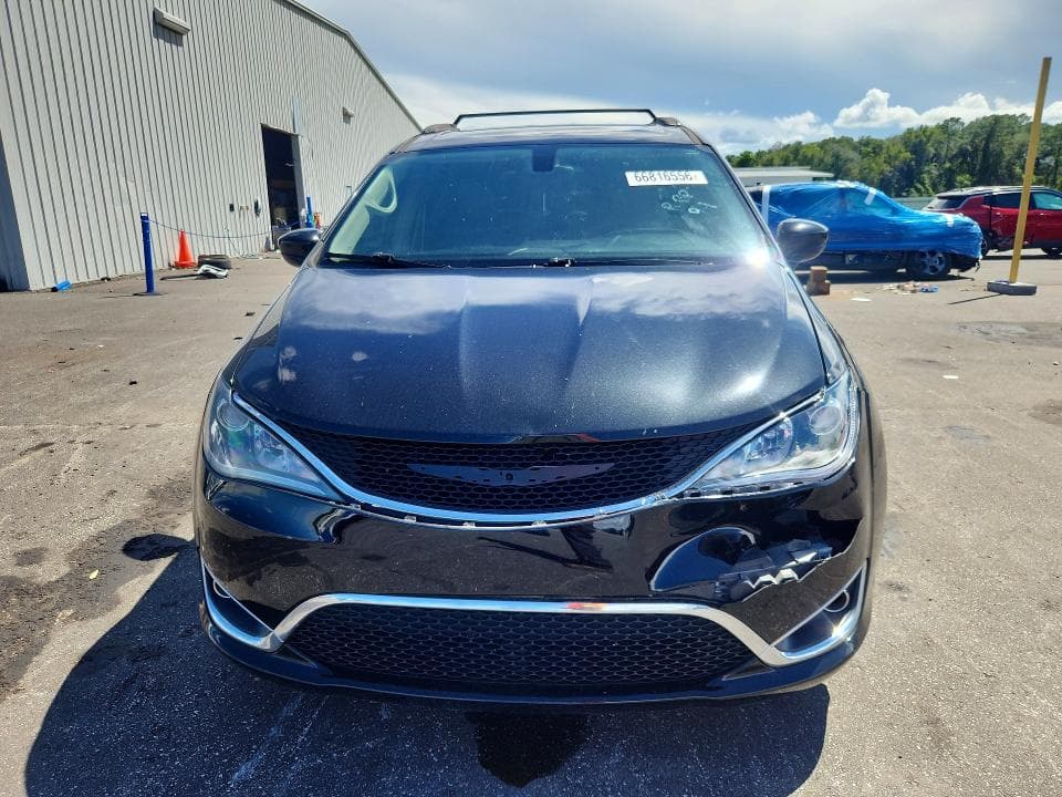 2017 CHRYSLER PACIFICA TOURING L 5
