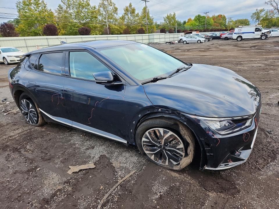 2023 KIA EV6 WIND 4