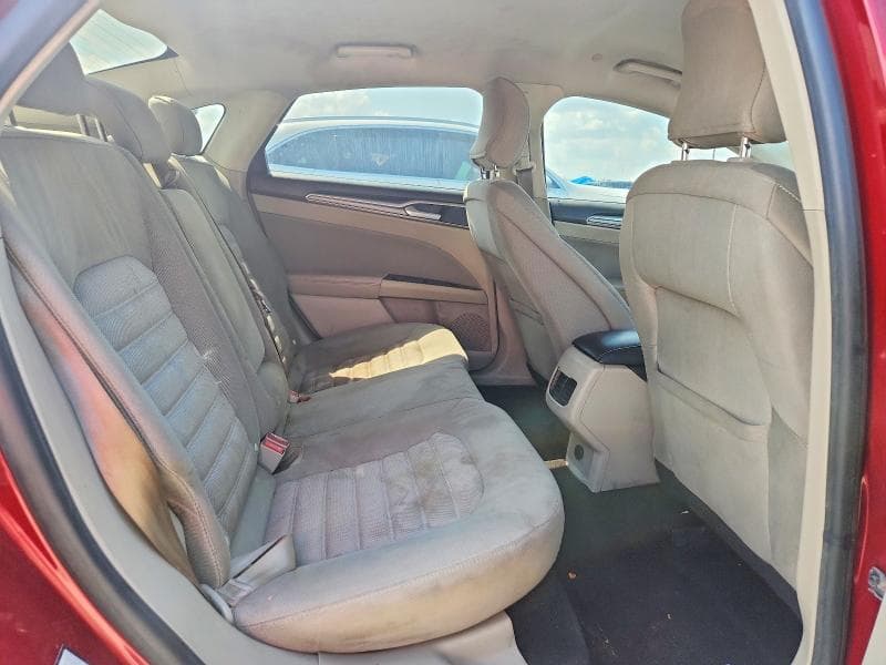 2019 FORD FUSION SE 10