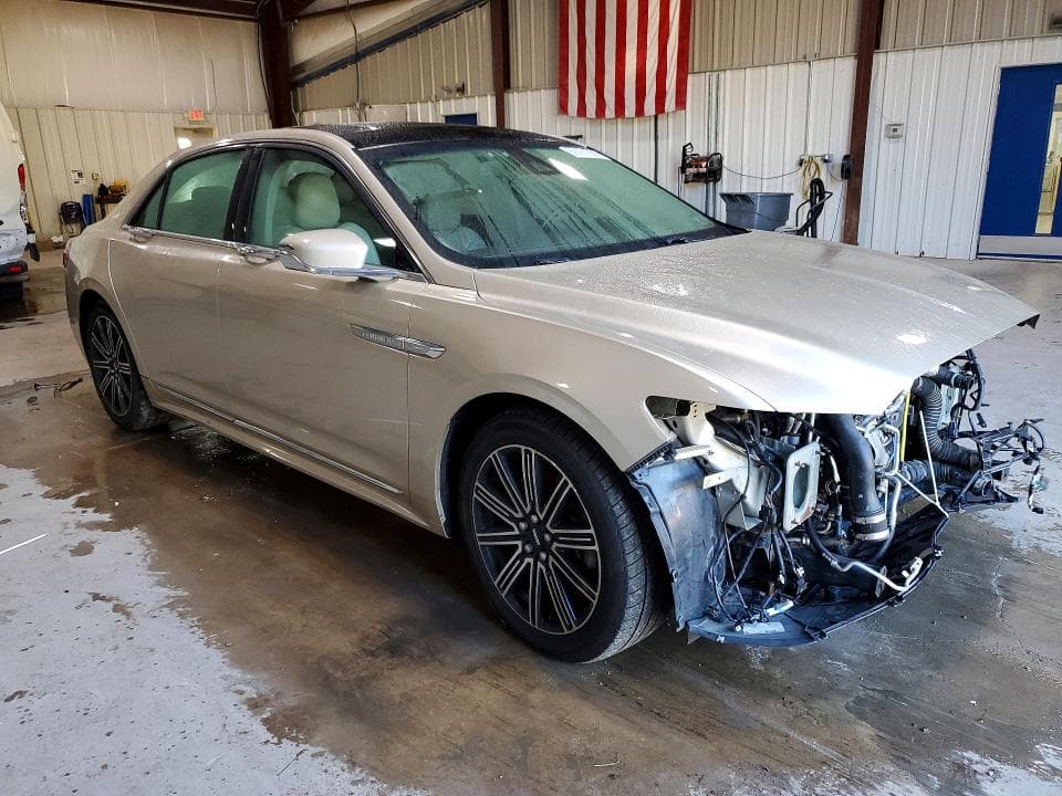 2017 LINCOLN CONTINENTAL RESERVE 4