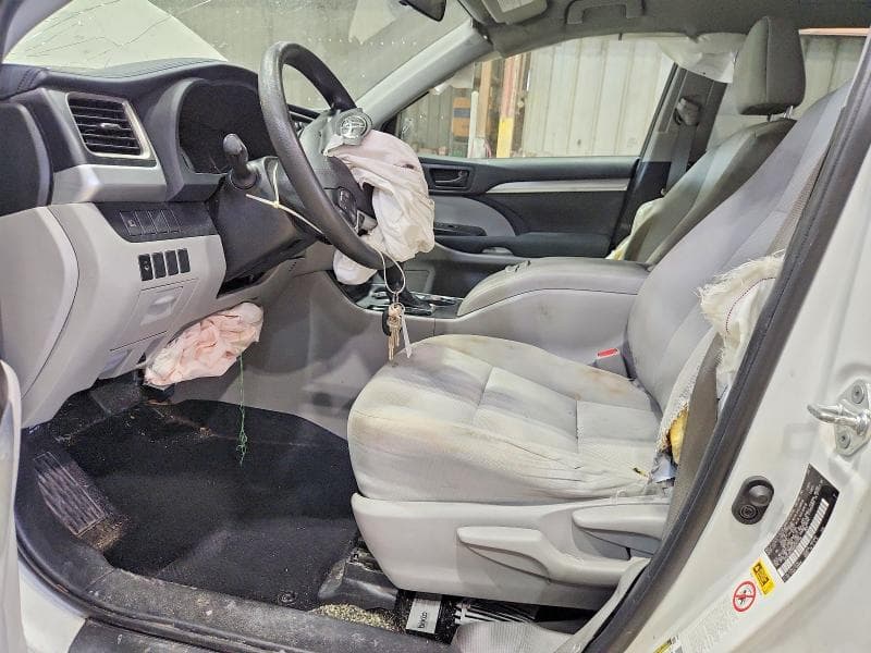 2019 TOYOTA HIGHLANDER LE 7