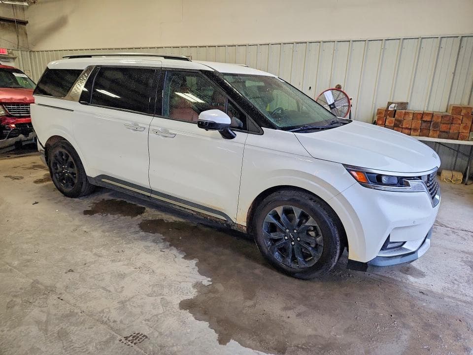 2023 KIA CARNIVAL SX 4
