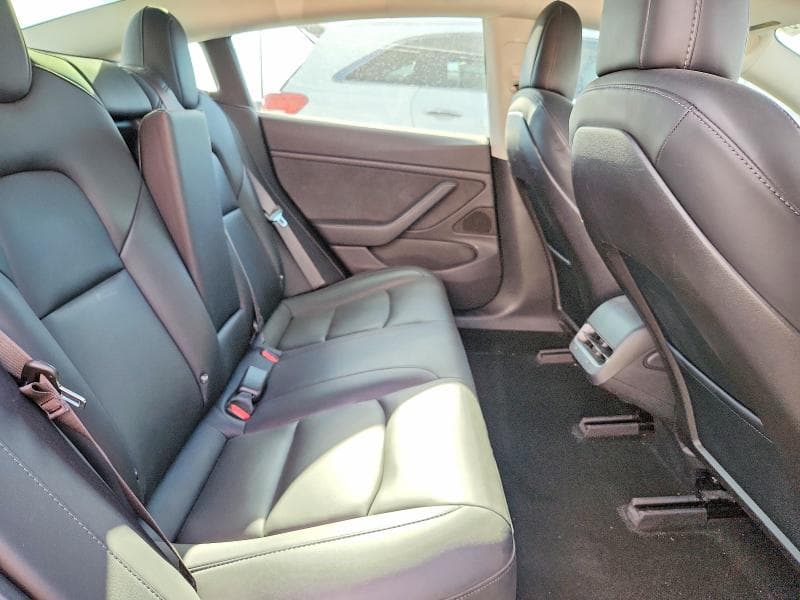 2018 TESLA MODEL 3 11