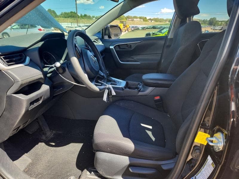 2021 TOYOTA RAV4 LE 7