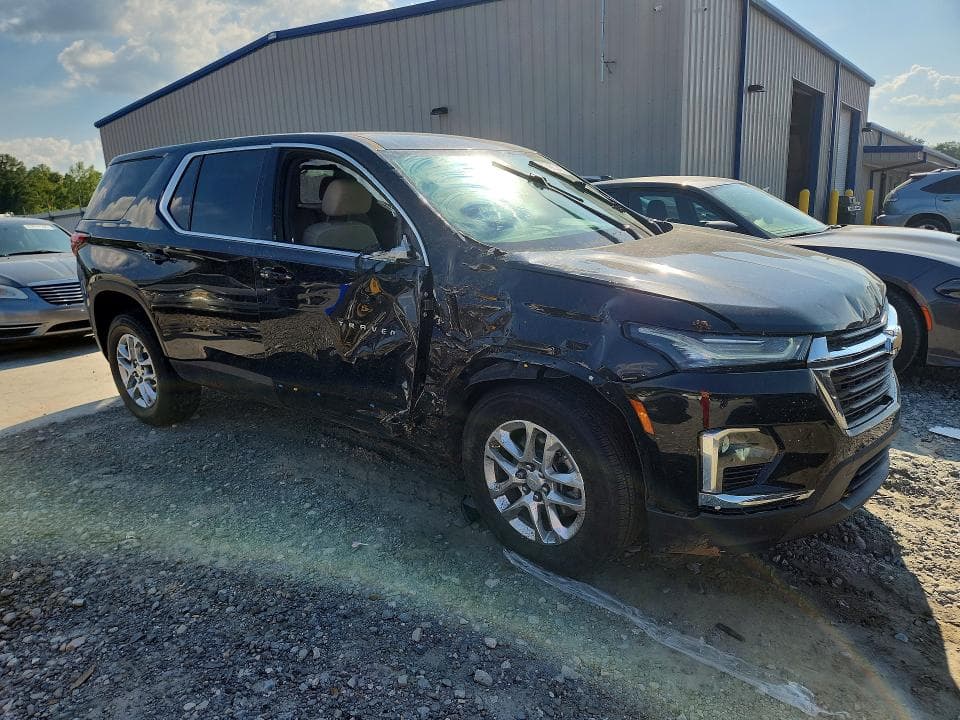 2023 CHEVROLET TRAVERSE LS 4