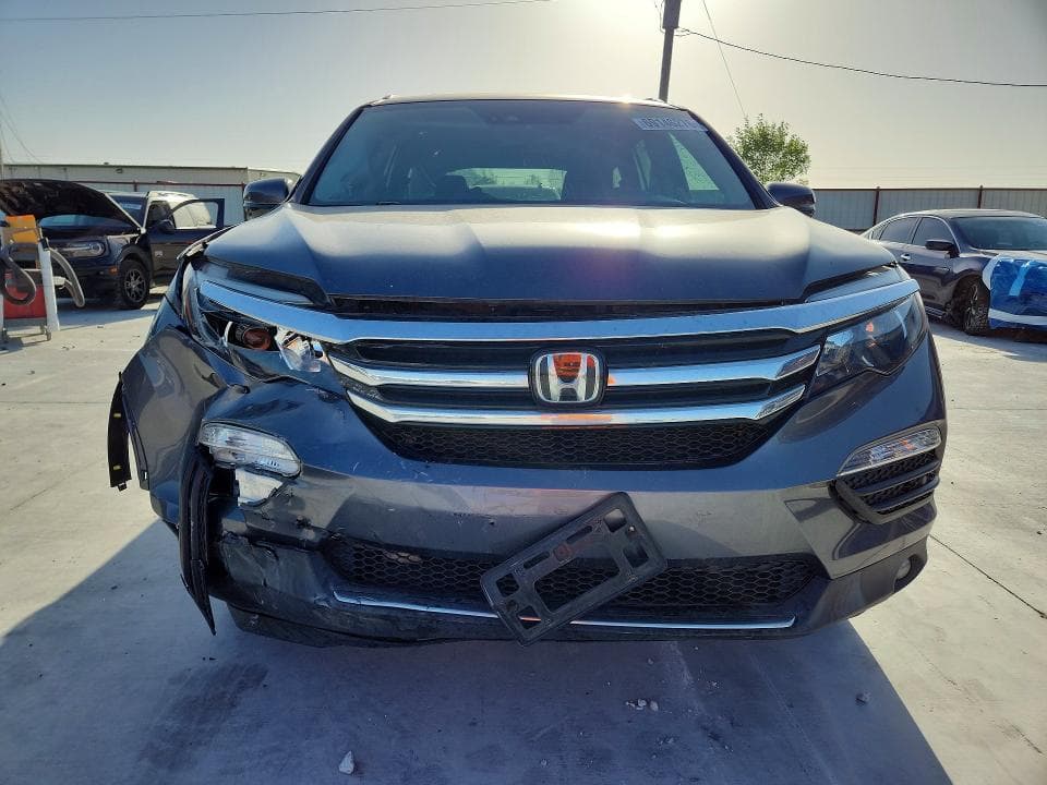 2017 HONDA PILOT ELITE 5