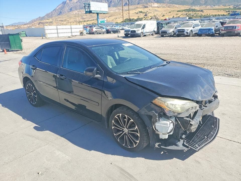 2018 TOYOTA COROLLA LE 4