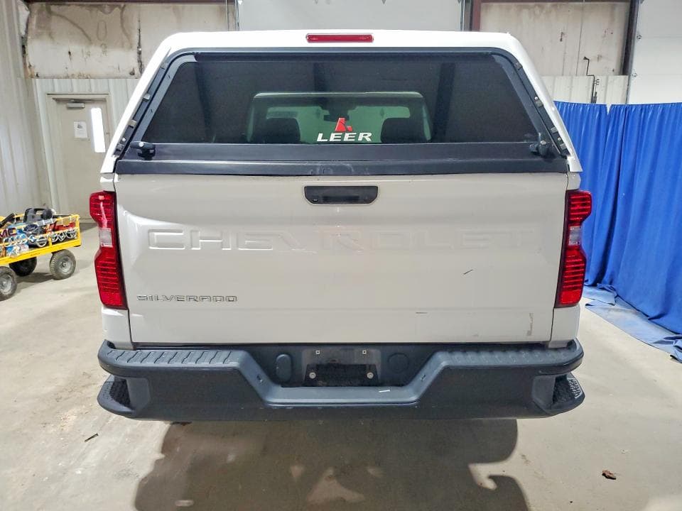 2023 CHEVROLET SILVERADO C1500 6