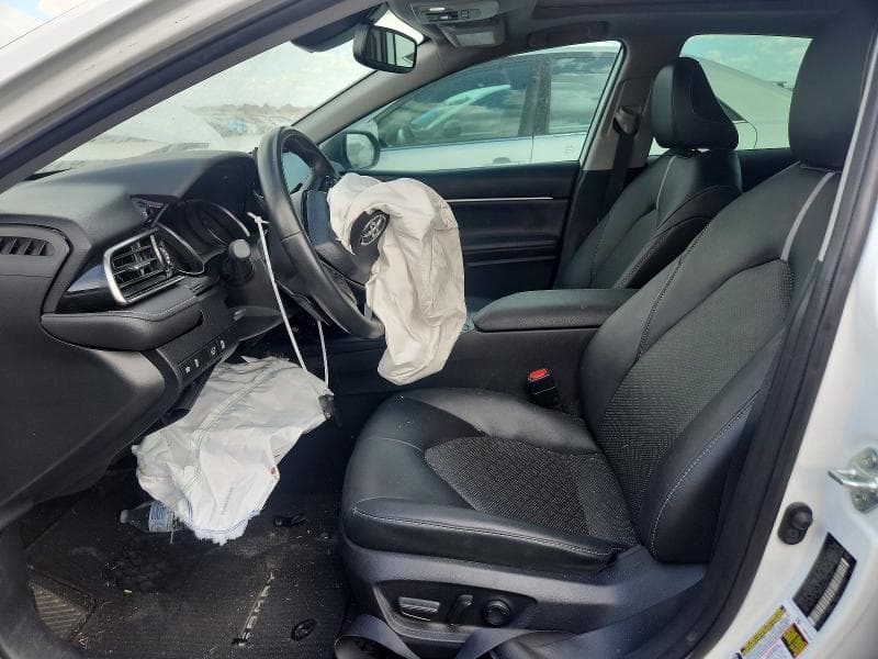 2023 TOYOTA CAMRY XSE 7