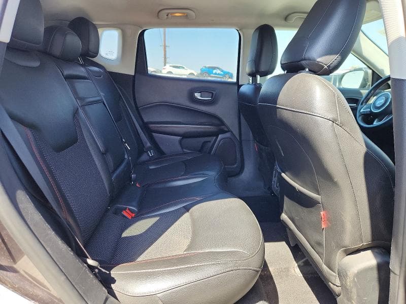 2019 JEEP COMPASS TRAILHAWK 11