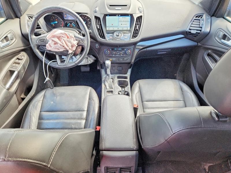 2017 FORD ESCAPE TITANIUM 8