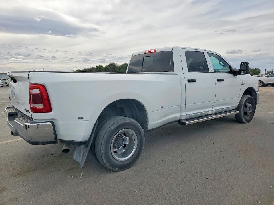 2023 RAM 3500 TRADESMAN 3