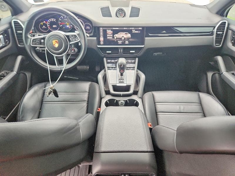 2021 PORSCHE CAYENNE COUPE 8