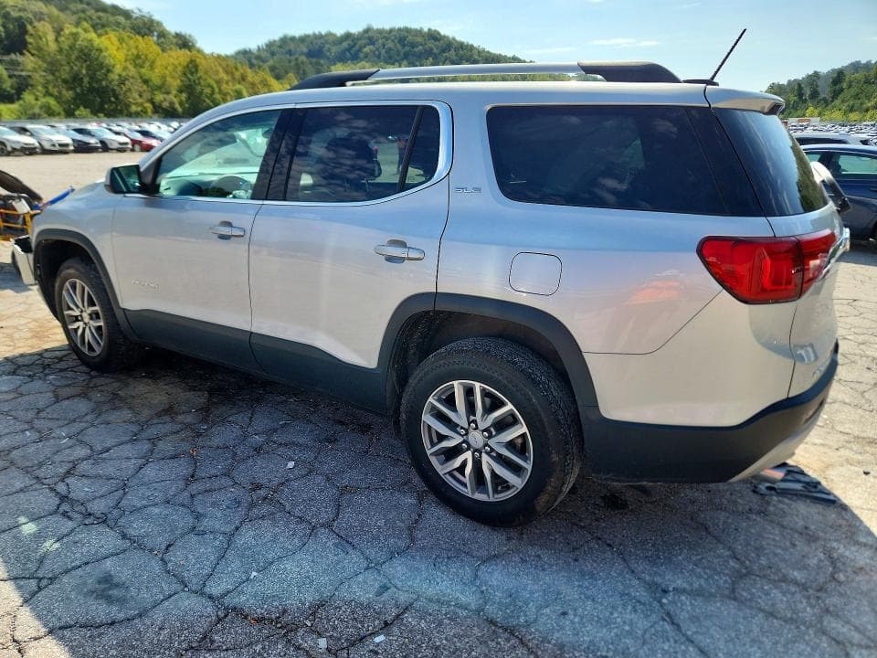 2017 GMC ACADIA SLE 2