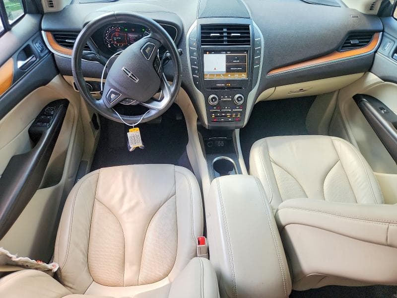 2017 LINCOLN MKC SELECT 8