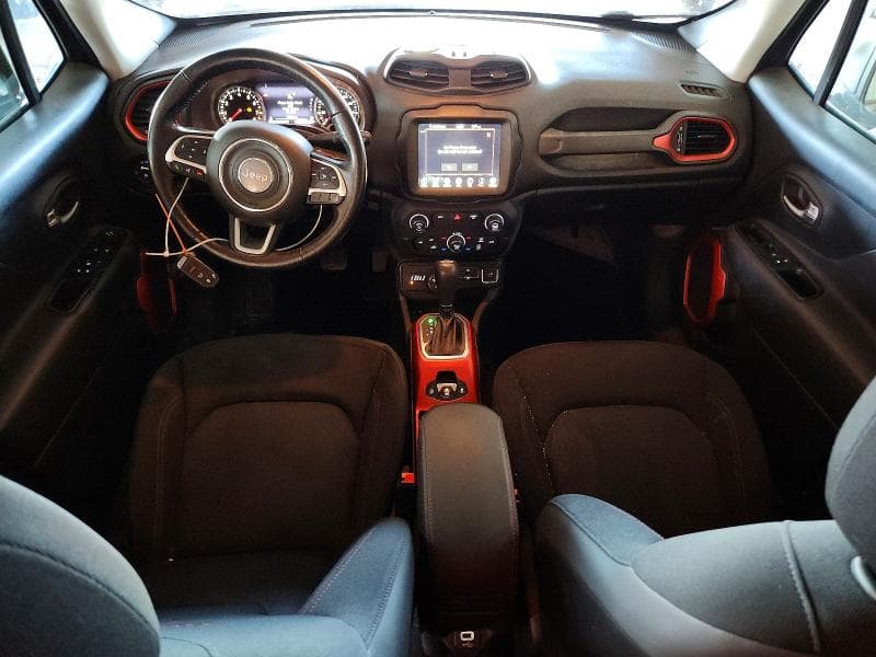2020 JEEP RENEGADE TRAILHAWK 8