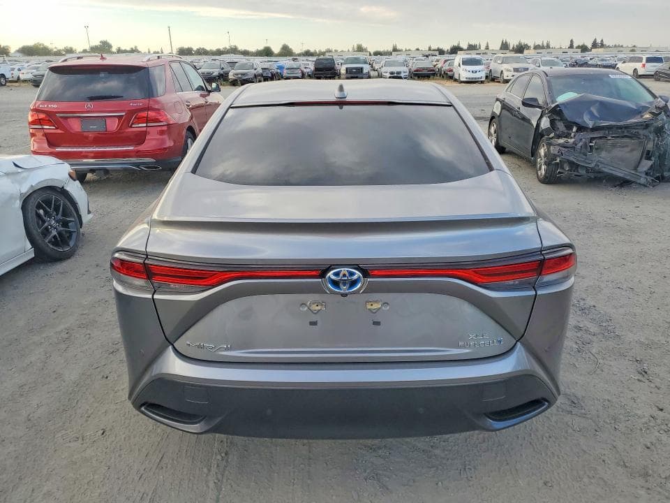 2021 TOYOTA MIRAI XLE 6