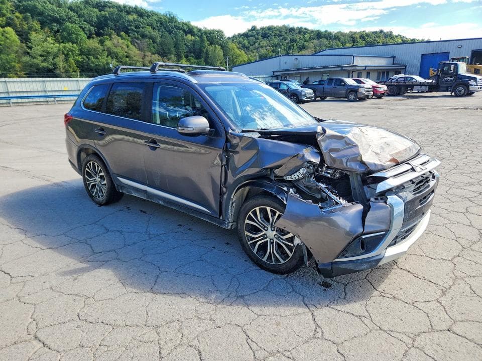 2017 MITSUBISHI OUTLANDER GT 4