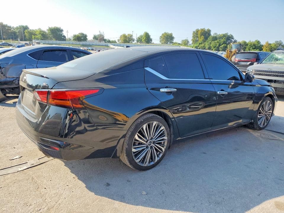 2024 NISSAN ALTIMA SL 3
