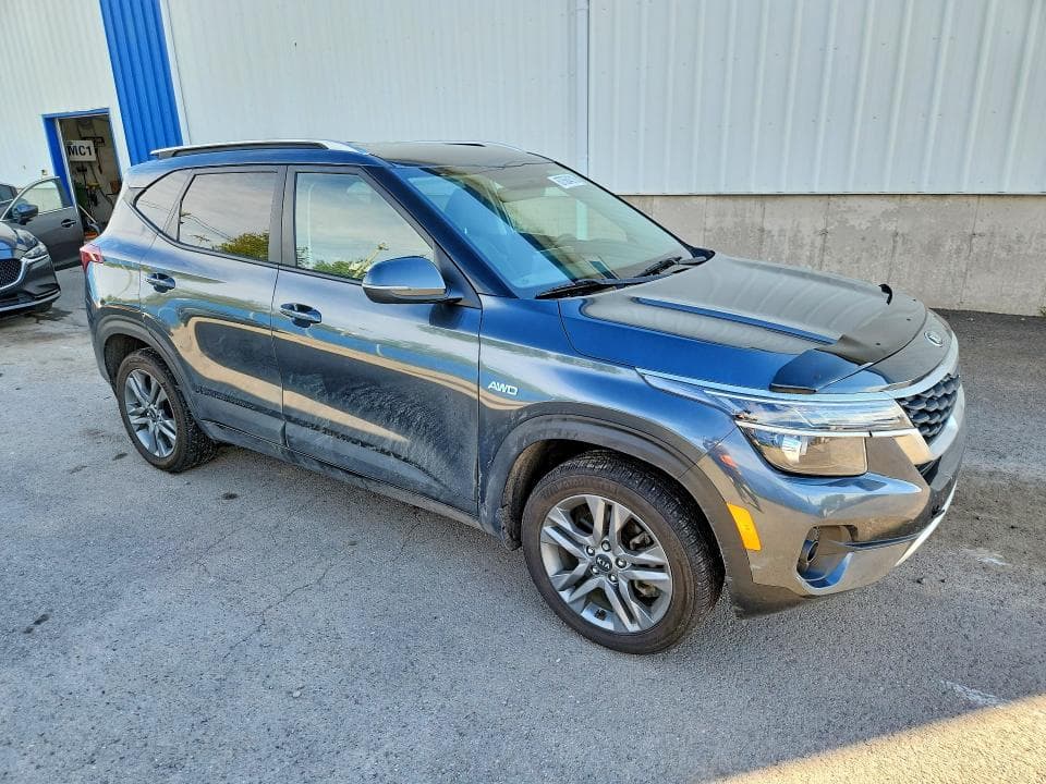 2021 KIA SELTOS LX 4