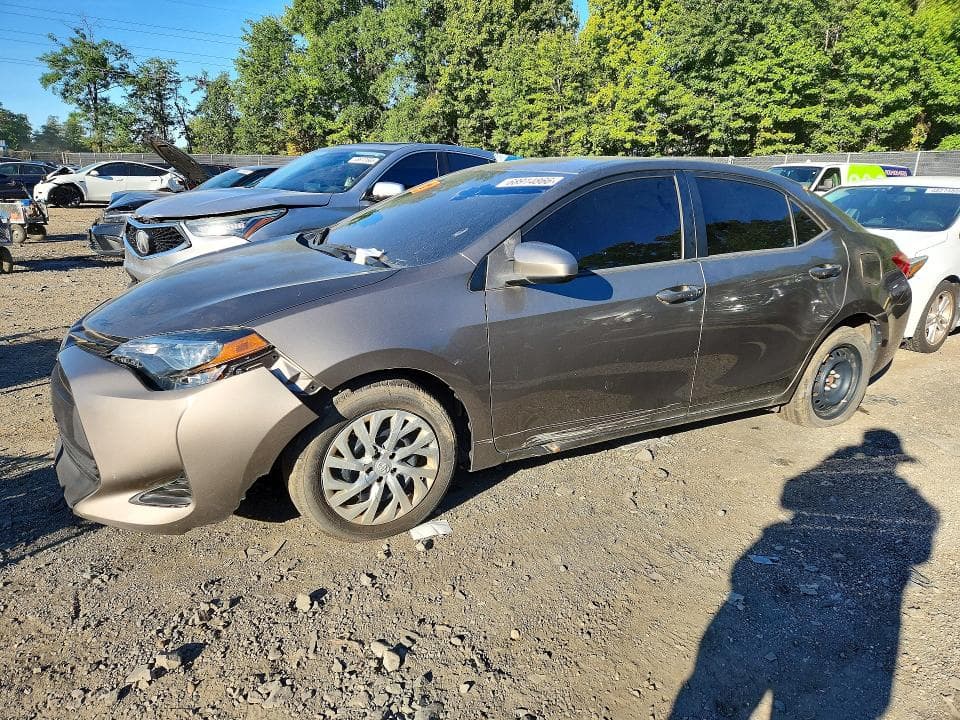 2019 TOYOTA COROLLA LE - 1