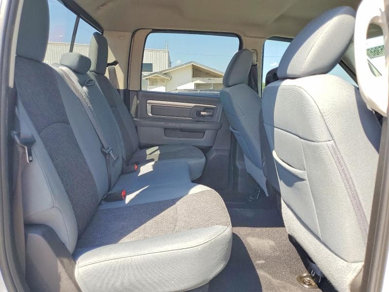 2019 RAM 1500 CLASSIC SLT 10