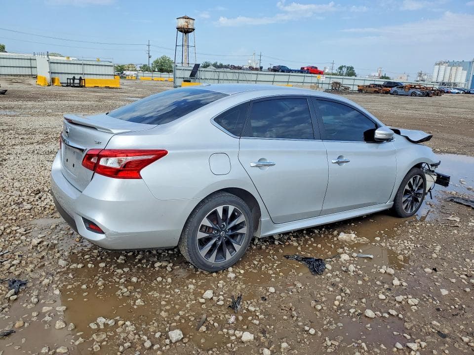 2019 NISSAN SENTRA SR 3