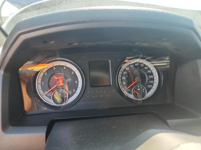 2022 RAM 1500 CLASSIC SLT 9