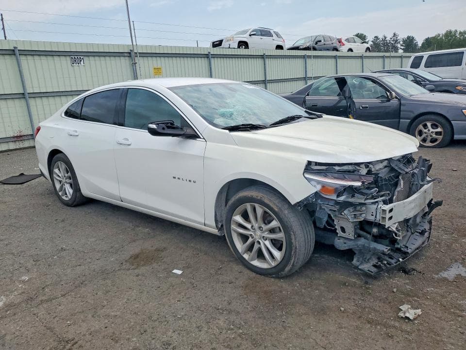 2018 CHEVROLET MALIBU LT (1LT) 4