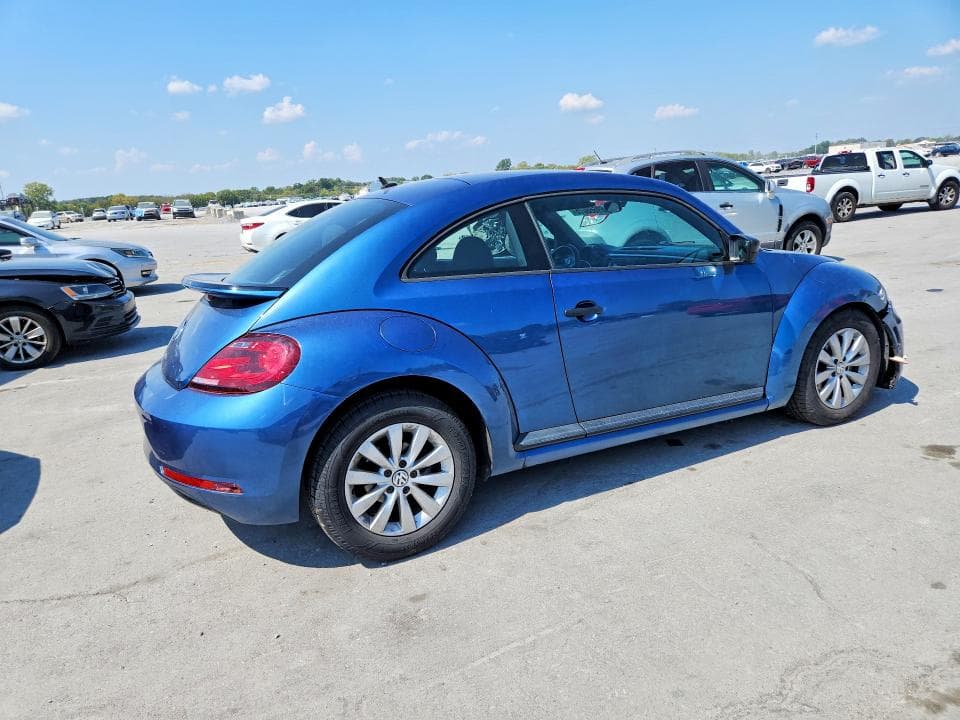 2018 VOLKSWAGEN BEETLE S 3