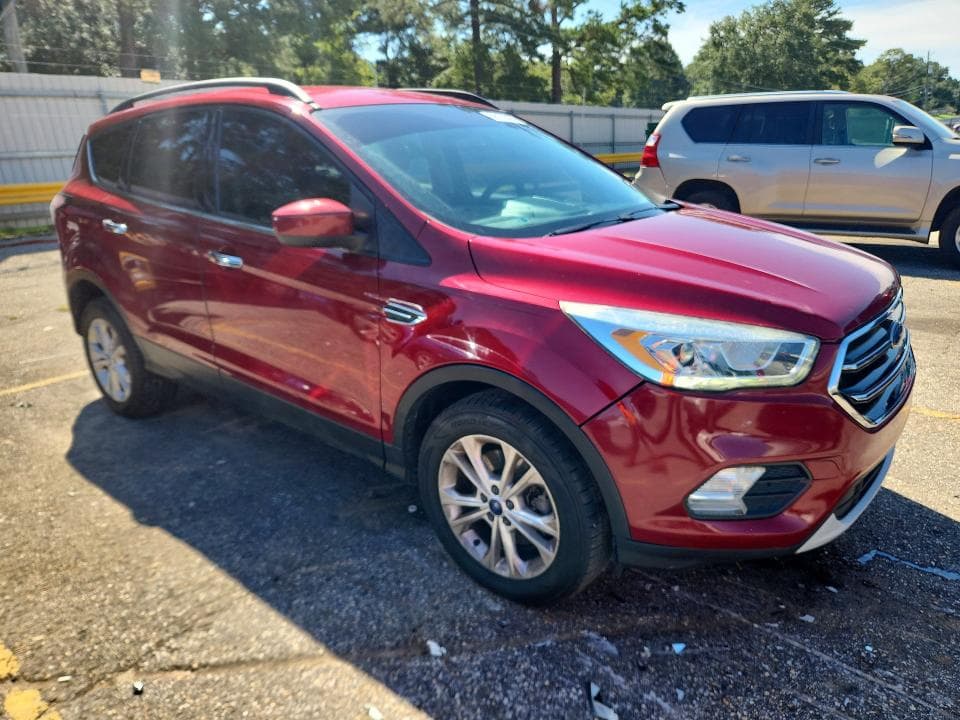 2017 FORD ESCAPE SE 4