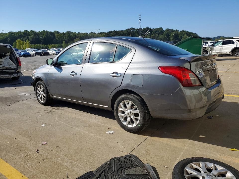 2018 NISSAN VERSA SV 2