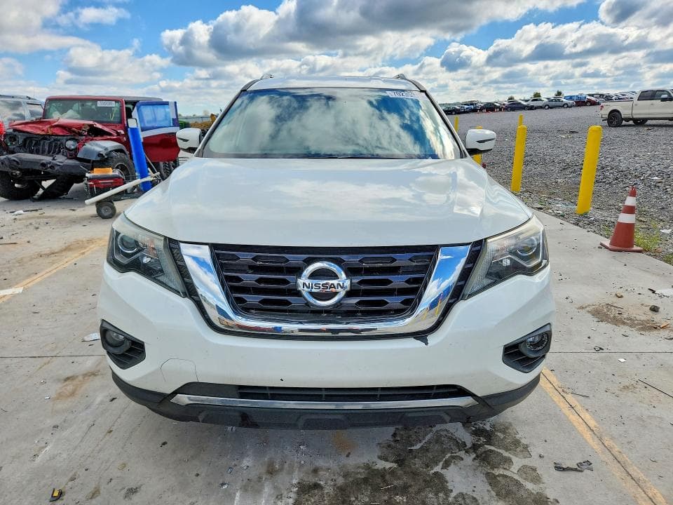 2018 NISSAN PATHFINDER SV 5