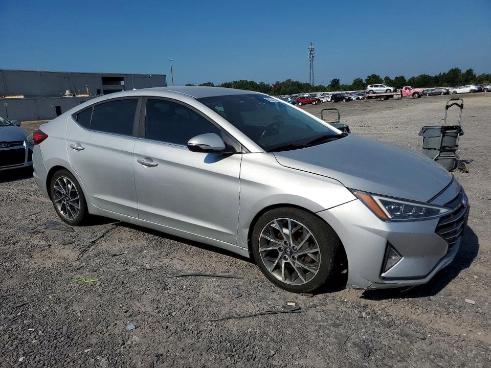 2019 HYUNDAI ELANTRA LIMITED 4
