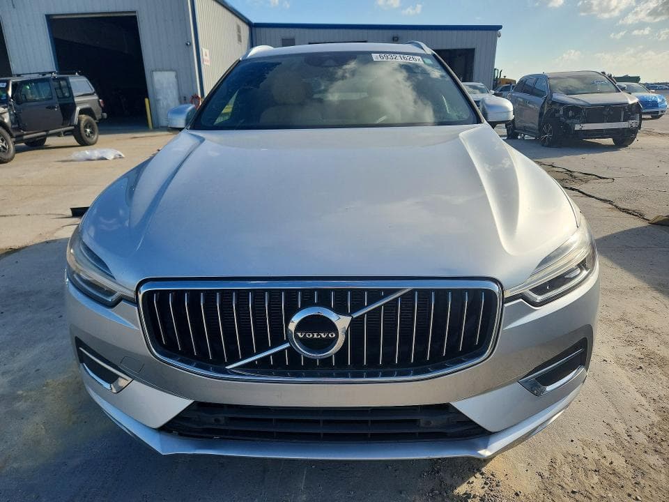 2018 VOLVO XC60 T6 5