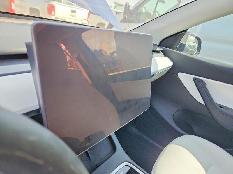 2022 TESLA MODEL Y 9