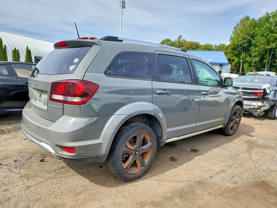 2019 DODGE JOURNEY CROSSROAD 3