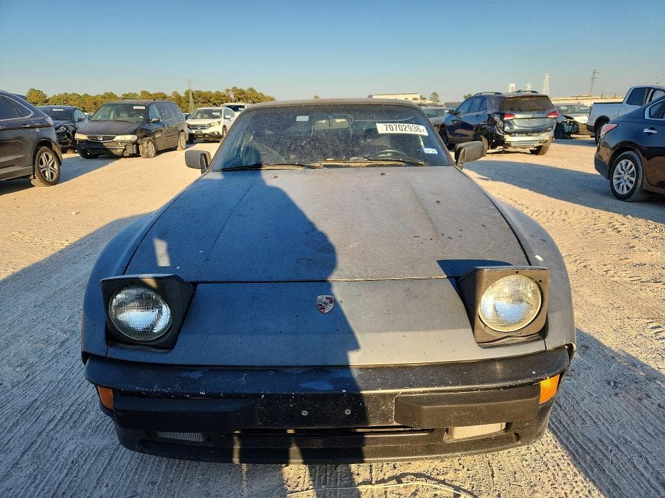 1986 PORSCHE 944 5