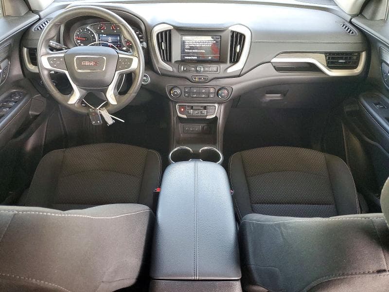 2024 GMC TERRAIN SLE 8