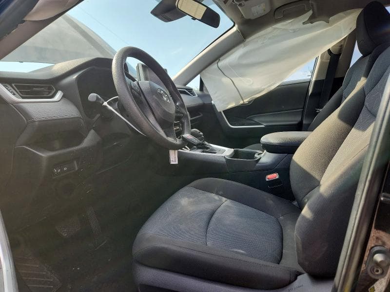 2025 TOYOTA RAV4 XLE 7