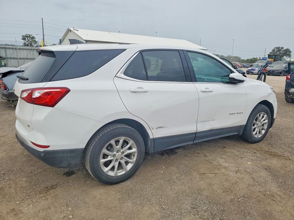 2018 CHEVROLET EQUINOX LT 3