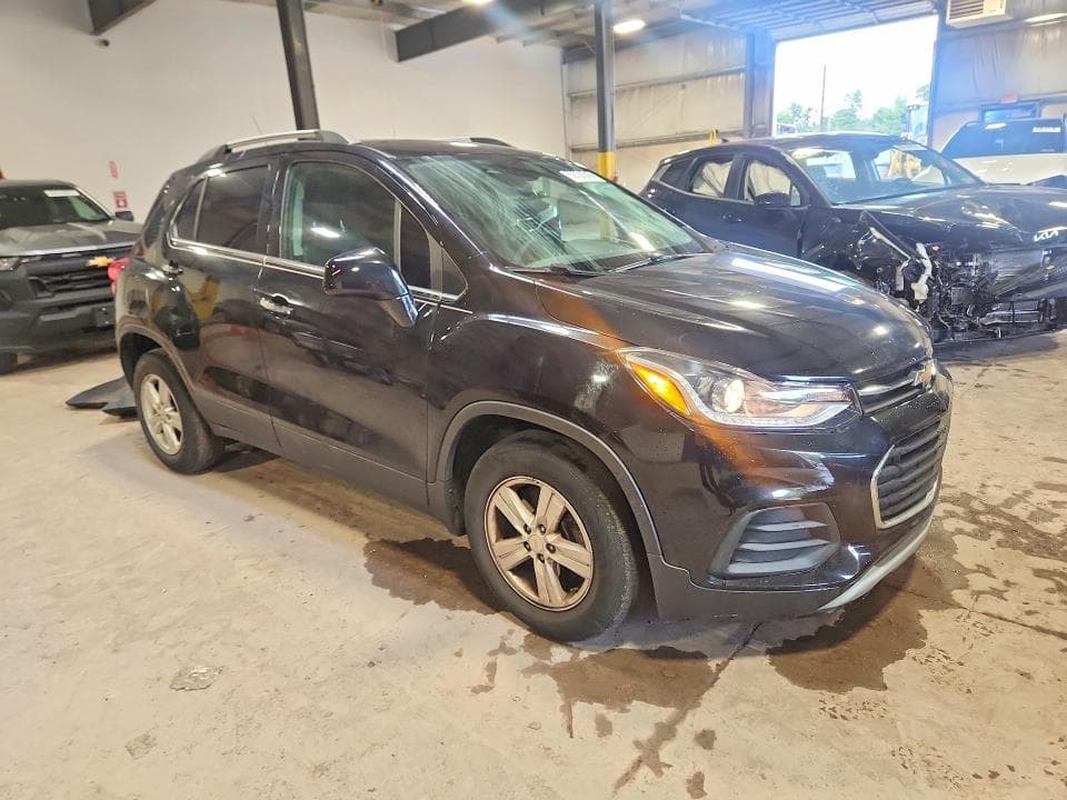 2020 CHEVROLET TRAX 1LT 4