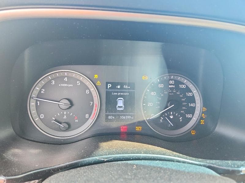 2020 HYUNDAI TUCSON SE 9