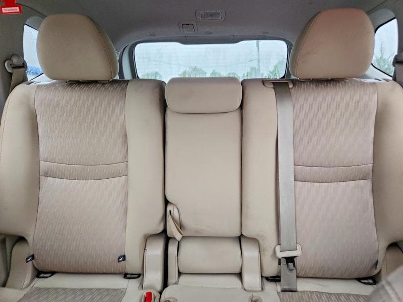 2019 NISSAN ROGUE S 10