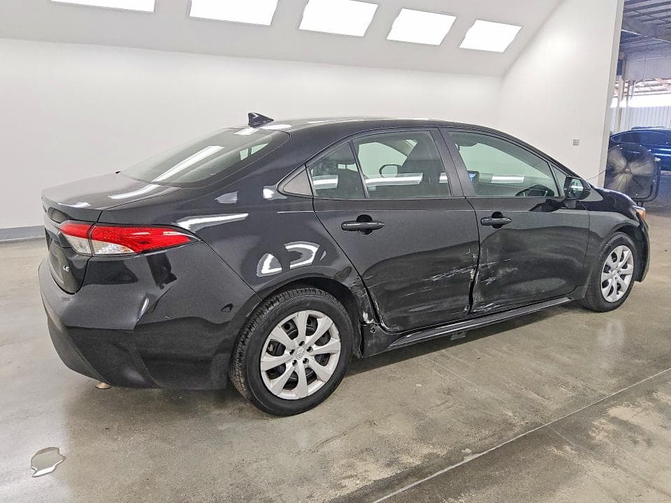 2024 TOYOTA COROLLA LE 3