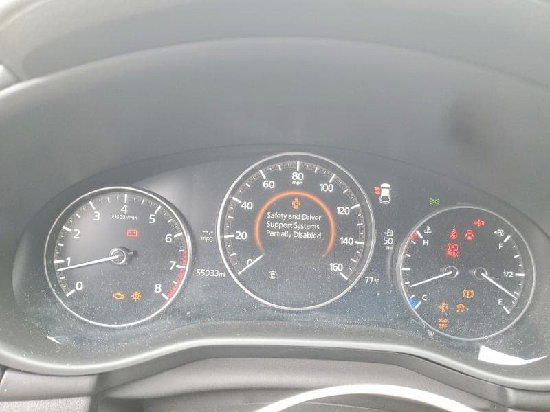 2023 MAZDA 3 PREMIUM 9