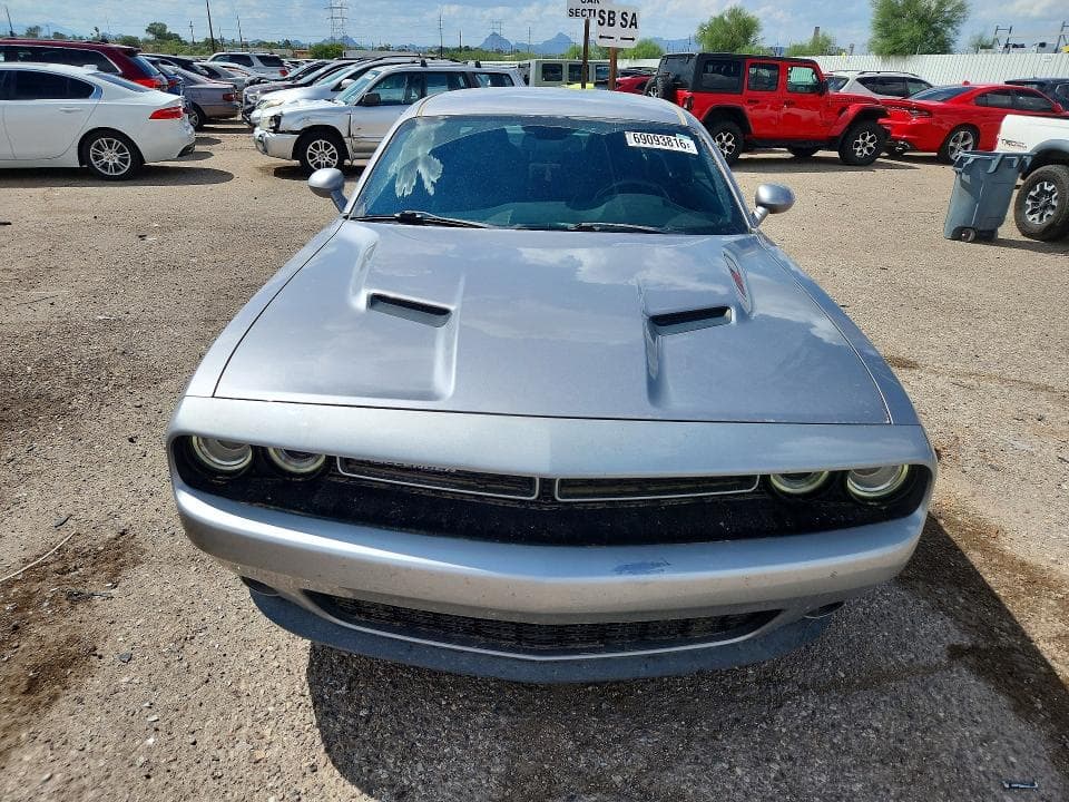 2018 DODGE CHALLENGER SXT 5