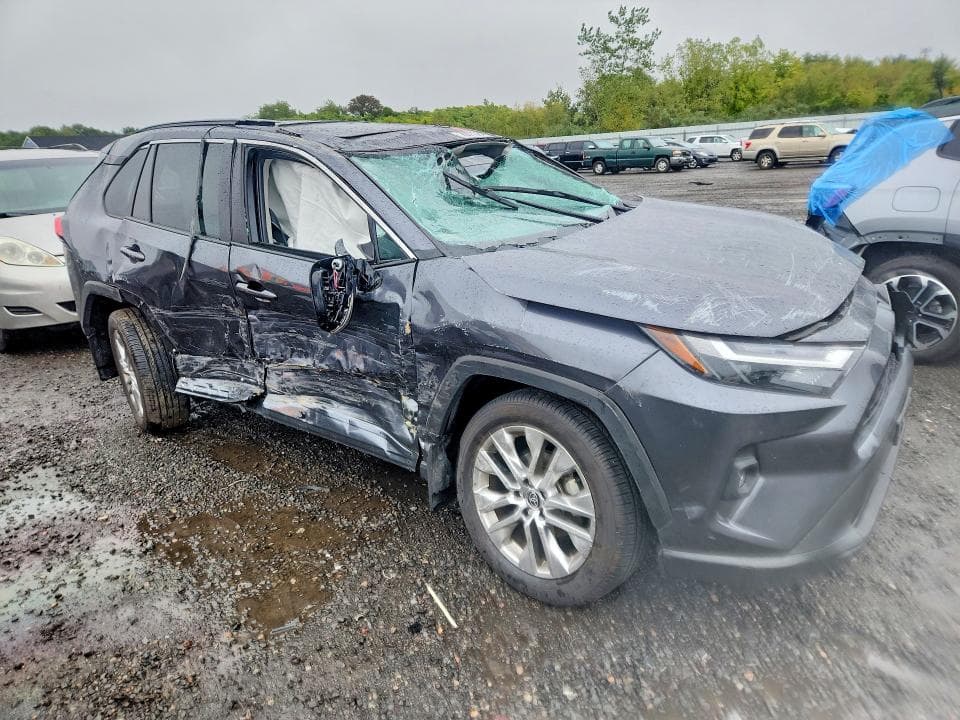 2025 TOYOTA RAV4 XLE PREMIUM 4