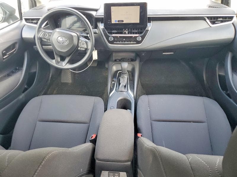 2026 TOYOTA COROLLA LE 8