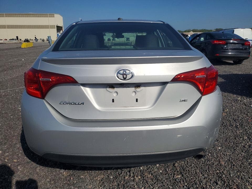 2017 TOYOTA COROLLA SE 6